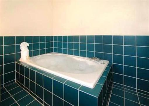 фото отеля Comfort Suites North Fort Wayne