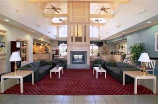 фото отеля Comfort Suites North Fort Wayne