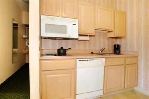 фото отеля Comfort Suites North Fort Wayne