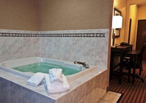 фото отеля Comfort Suites North Fort Wayne