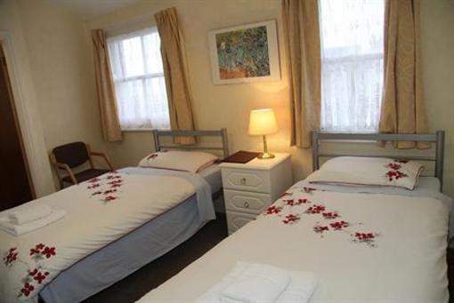 фото отеля West Point Hotel