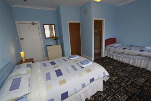 фото отеля West Point Hotel