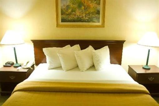 фото отеля Quality Inn & Suites - Fairfield Napa Valley