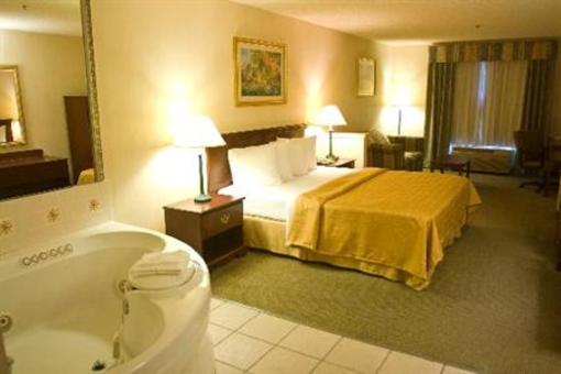фото отеля Quality Inn & Suites - Fairfield Napa Valley