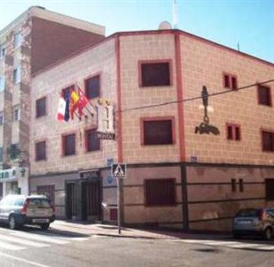 фото отеля Hostal Juan XXIII San Sebastian de Los Reyes