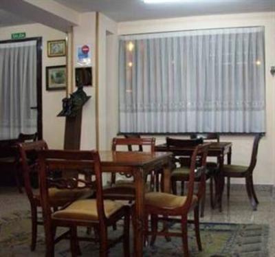 фото отеля Hostal Juan XXIII San Sebastian de Los Reyes