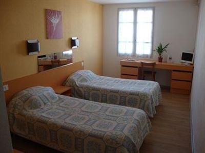 фото отеля Hotel Au Petit Languedoc Lourdes