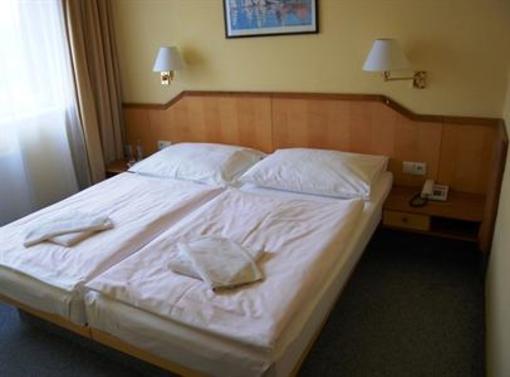 фото отеля Hotel Atlantis Rozdrojovice