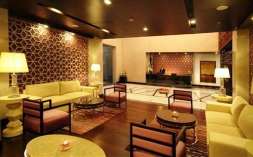 фото отеля Golden Tulip Chattarpur New Delhi