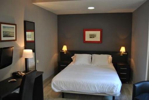 фото отеля Apartamentos Principe 11