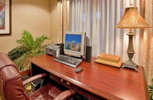 фото отеля Holiday Inn Express Suites Independence