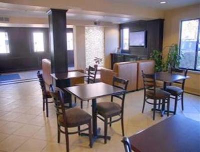 фото отеля Baymont Inn and Suites Reno