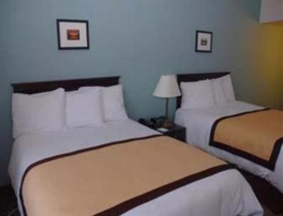 фото отеля Baymont Inn and Suites Reno
