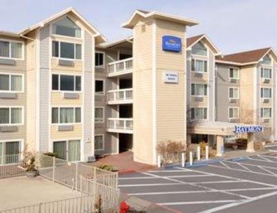 фото отеля Baymont Inn and Suites Reno