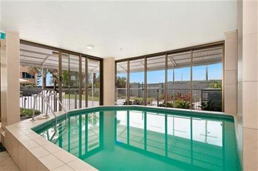 фото отеля Boulevard Towers Apartments Gold Coast