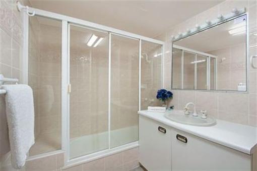 фото отеля Boulevard Towers Apartments Gold Coast
