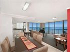 фото отеля Boulevard Towers Apartments Gold Coast