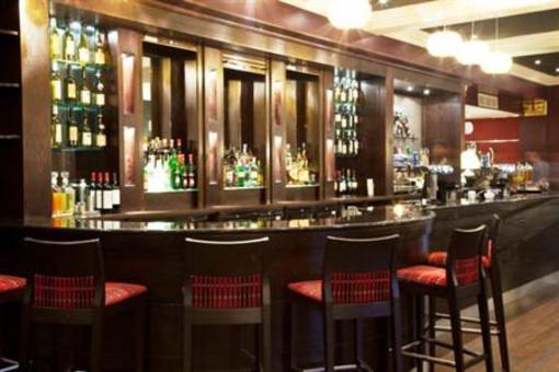 фото отеля Hallmark Croydon Hotel London