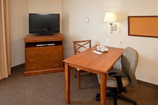 фото отеля Candlewood Suites Indianapolis Airport