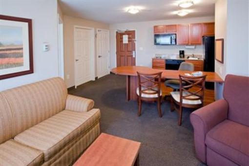 фото отеля Candlewood Suites Indianapolis Airport