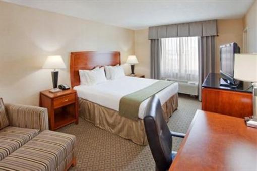 фото отеля Holiday Inn Express Baltimore at the Stadiums