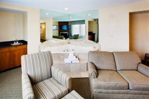 фото отеля Holiday Inn Express Baltimore at the Stadiums