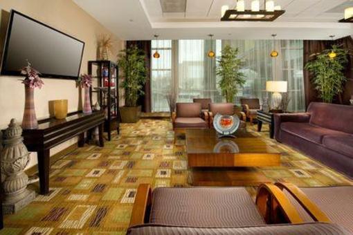 фото отеля Holiday Inn Express Baltimore at the Stadiums