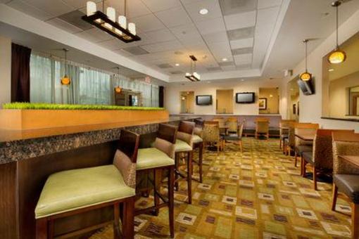 фото отеля Holiday Inn Express Baltimore at the Stadiums