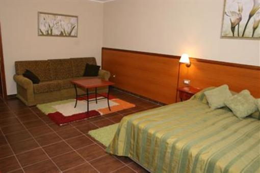 фото отеля 1000 Ruza Resort Belgrade