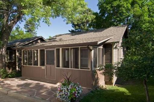 фото отеля Chautauqua Cottages