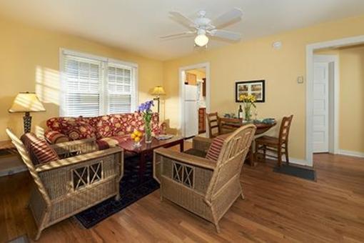 фото отеля Chautauqua Cottages