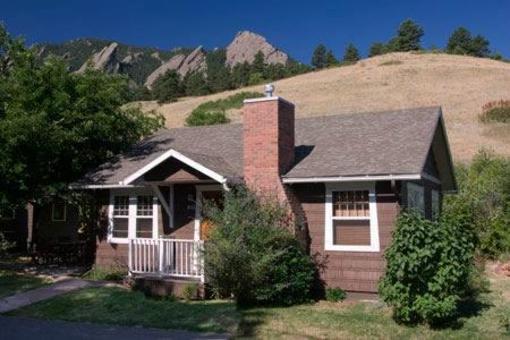 фото отеля Chautauqua Cottages