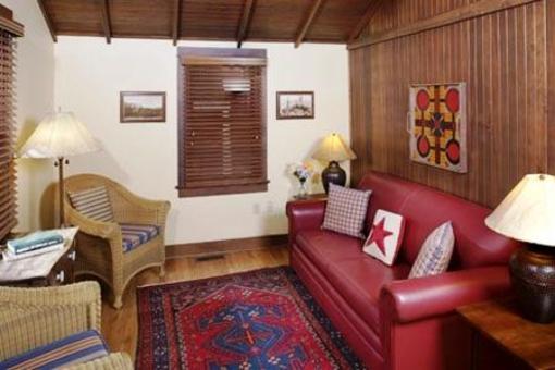 фото отеля Chautauqua Cottages