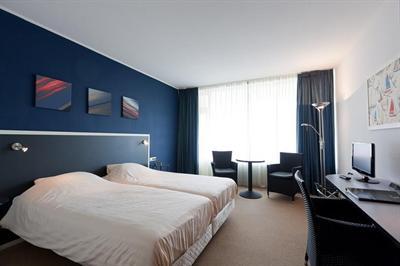 фото отеля Hampshire Inn ArcHotelZeeland