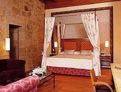 фото отеля Hotel Monumento Monasteiro de San Clodio