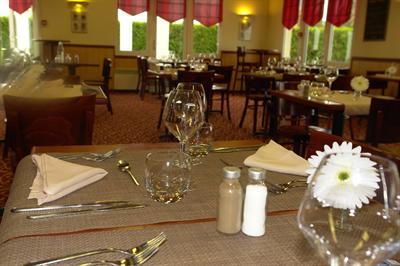 фото отеля Brit Hotel Prema