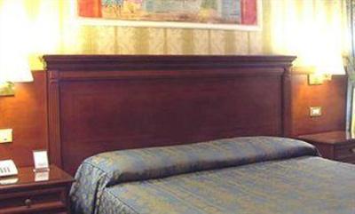 фото отеля Hotel Apollo Mumbai