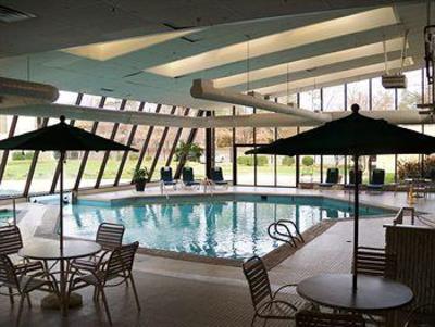фото отеля Williamsburg Hotel and Conference Center