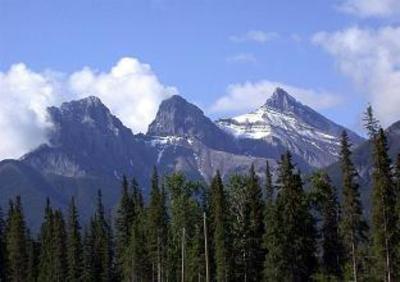 фото отеля Canadian Rockies Chalets