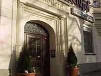 Der Furstenhof