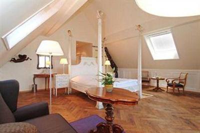 фото отеля Le Vieux Manoir Au Lac