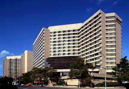 фото отеля Marriott Crystal Gateway