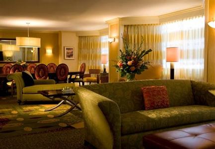 фото отеля Marriott Crystal Gateway