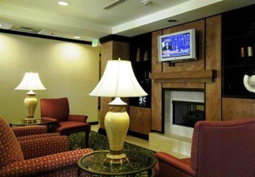 фото отеля Fairfield Inn & Suites Atlanta East/Lithonia