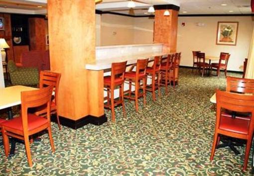 фото отеля Fairfield Inn & Suites Atlanta East/Lithonia