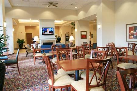 фото отеля Hampton Inn Charlotte - Belmont at Montcross