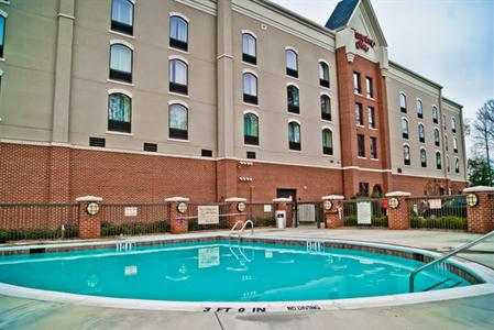 фото отеля Hampton Inn Charlotte - Belmont at Montcross