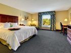 фото отеля Hampton Inn Charlotte - Belmont at Montcross