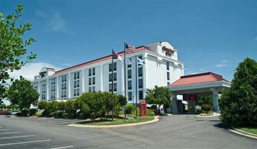 фото отеля Hampton Inn Winston-Salem - I-40 / Hanes Mall