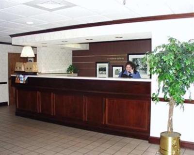 фото отеля Hampton Inn Winston-Salem - I-40 / Hanes Mall